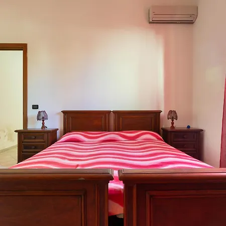 Holiday home Roberta By Barbarhouse *